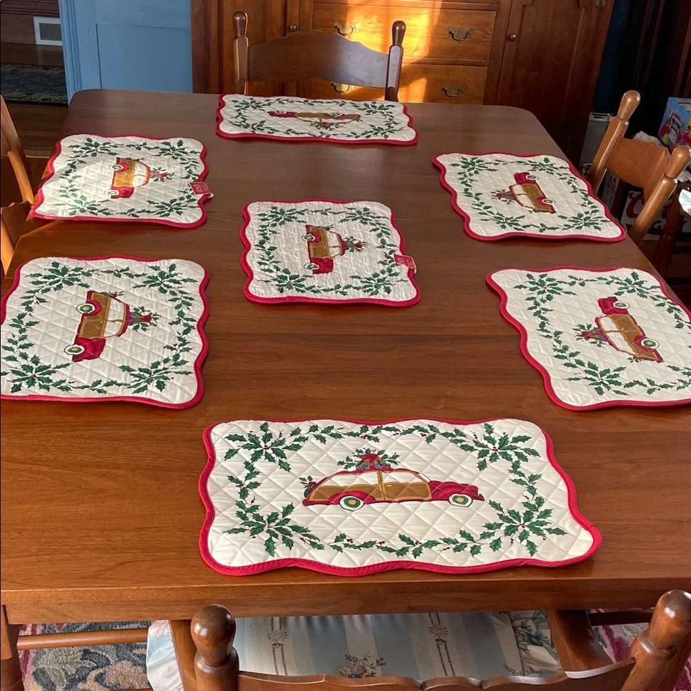 LENOX Holiday Antique Car and Holly Quilted Placemats Red and Green Qty (7)